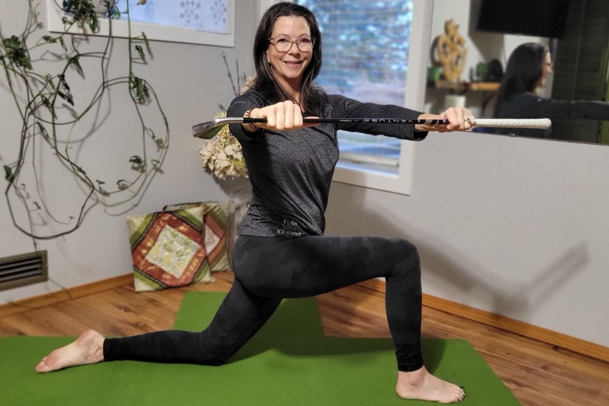 low lunge with rotation for thoracic rotation