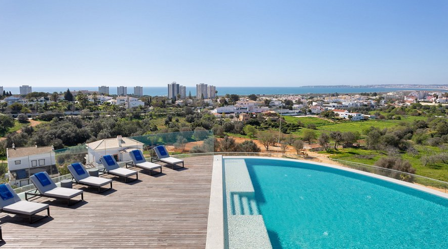 Longevity Health and Wellness retreat in Alvor, Portugal