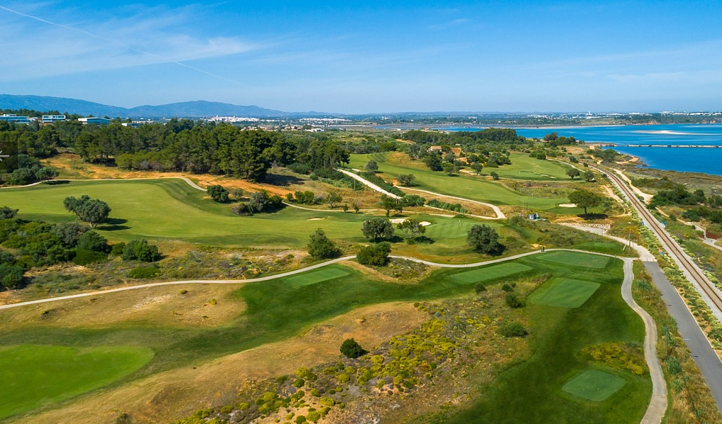 palmares golf course overlooking the Algarve coast